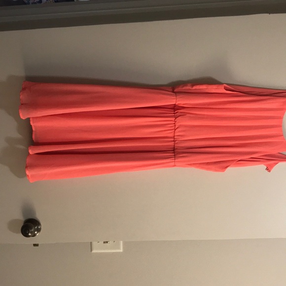 Dress - Picture 2 of 5